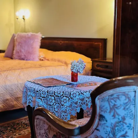 Oereg Pres Butikhotel Mór
